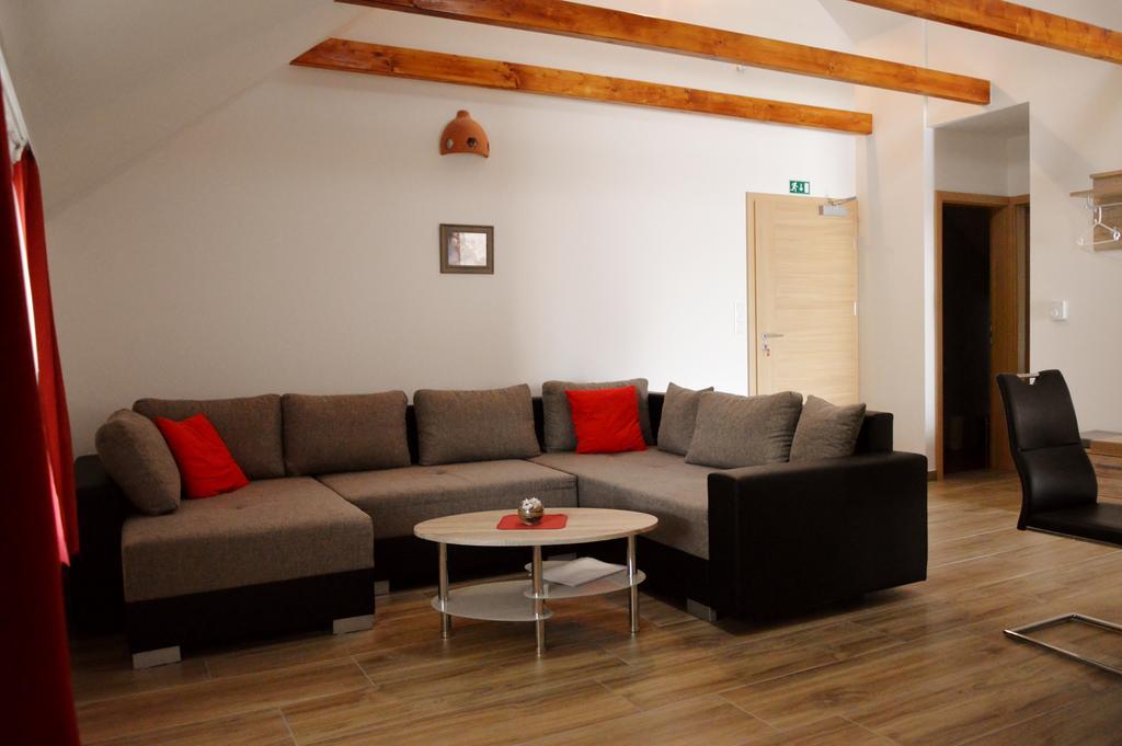 Apartmán Turisticna Kmetija Cebelji Gradic Rogašovci Exteriér fotografie